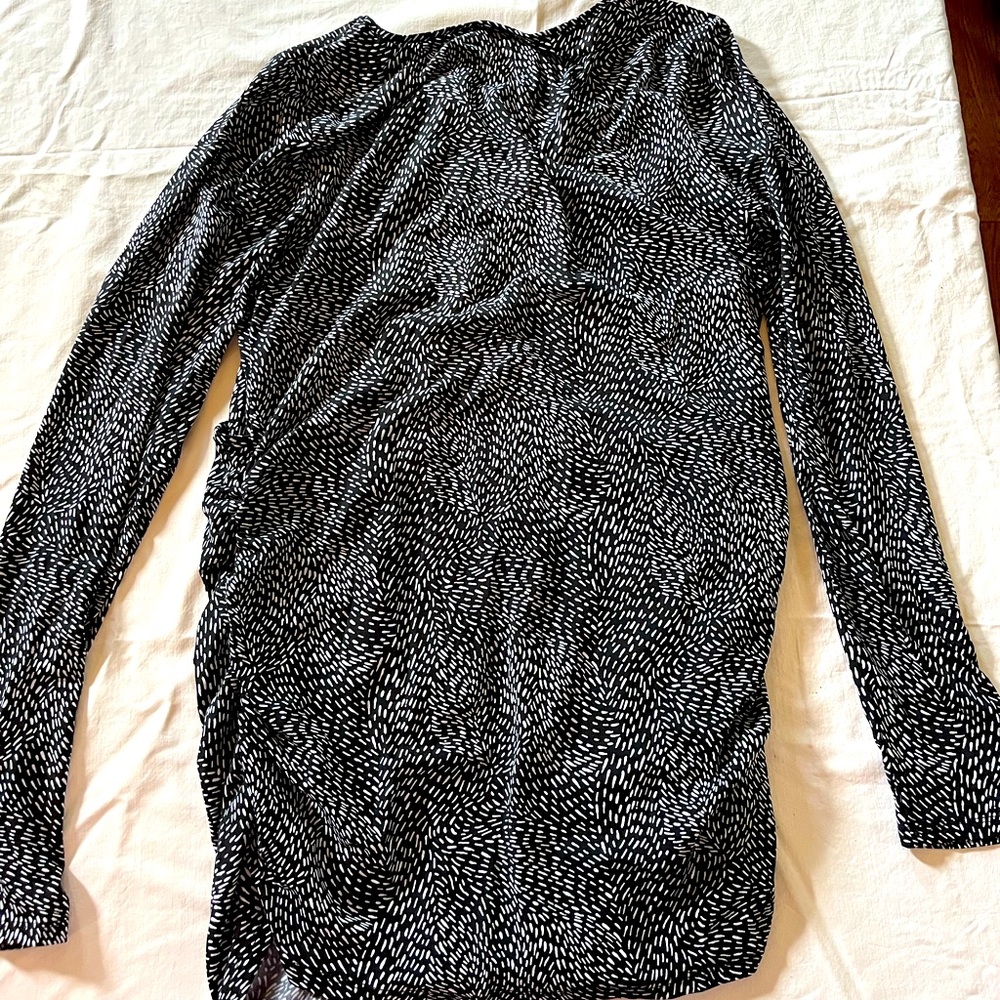 Black and white printed maternity blouse